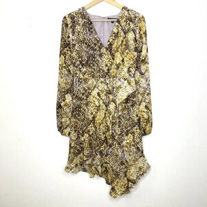 Guess Tiered Ruffle Handkerchief Hem Dress Size 2 Long Sleeve Cinched Cuff